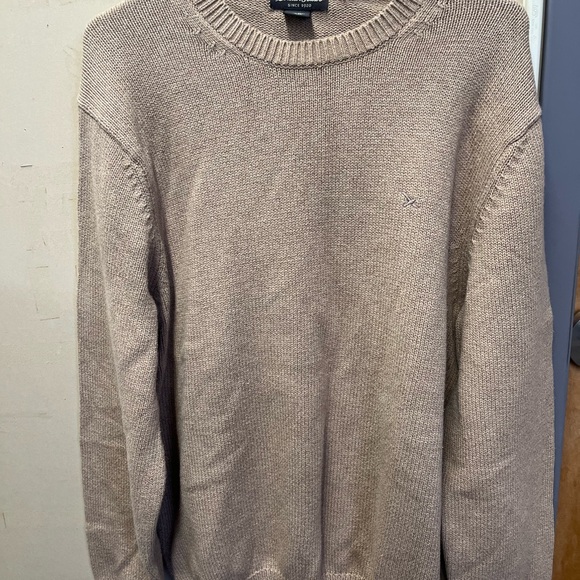 Eddie Bauer Men's Tan Crewneck Sweater - Picture 7 of 9